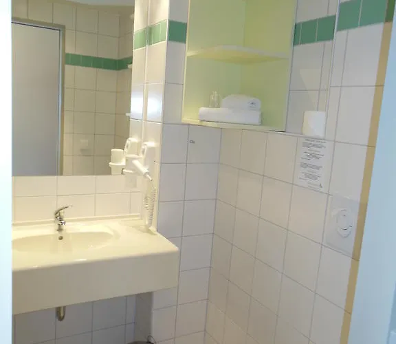 Hotel Green Living 3*