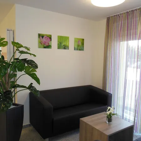 Hotel Green Living 3*
